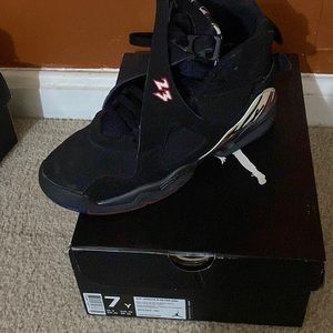 Jordan retro 8 playoffs size 7y